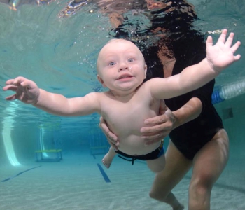 baby swim class wyee central coast